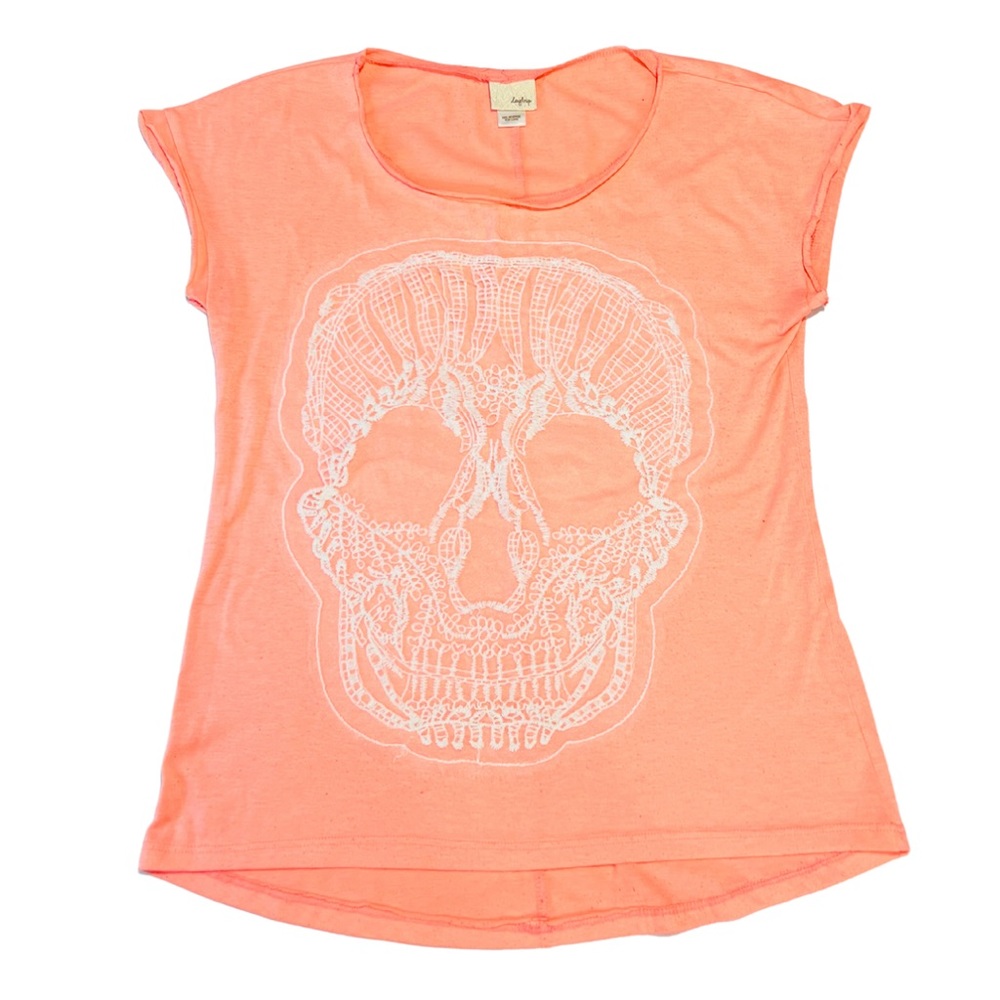 Coral Daytrip Tee with Cream Lace Skull